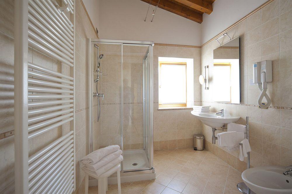 Relais Corte Pontigliardo Cola  Exterior photo